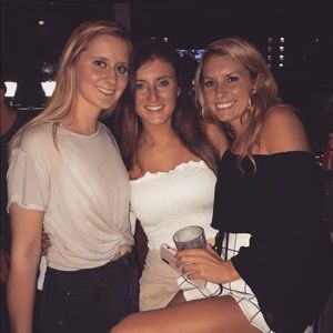 Meet your Posher, Devin